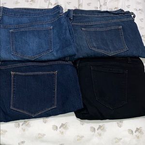 4 PAIRS JEANS BUNDLE